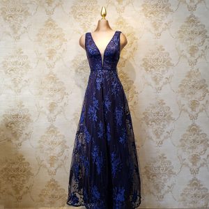 Aptitud perfume desfile Vestido Azul Marino Largo Encaje de Fiesta - Almudena Boutique - Ropa para  mujer, Vestidos cortos, de noche y para novias