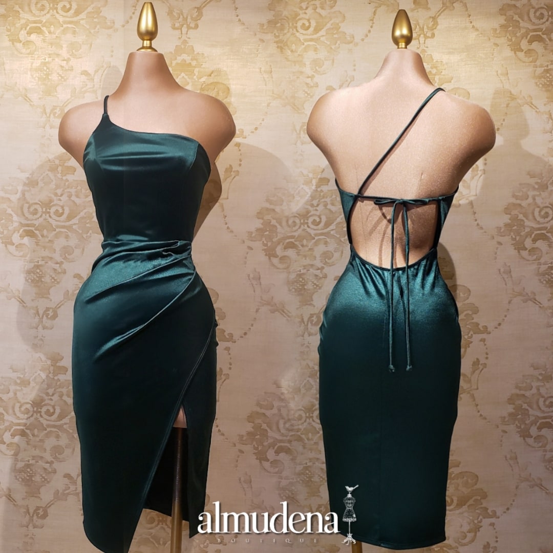 Vestido Verde Largo Satinado Elegante - Almudena Boutique - Ropa para mujer,  Vestidos cortos, de noche y para novias